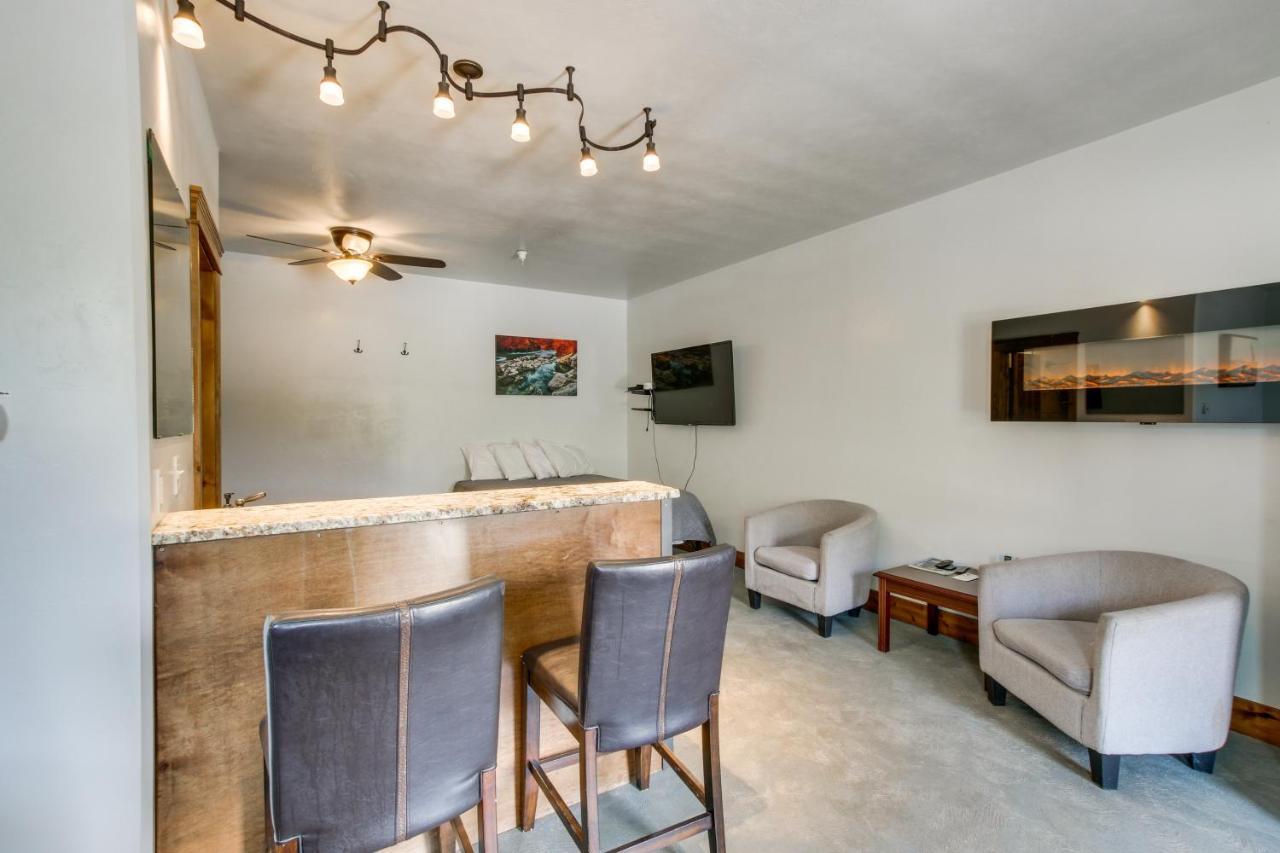 Central Lava Hot Springs Studio With Deck And Views! Exterior foto